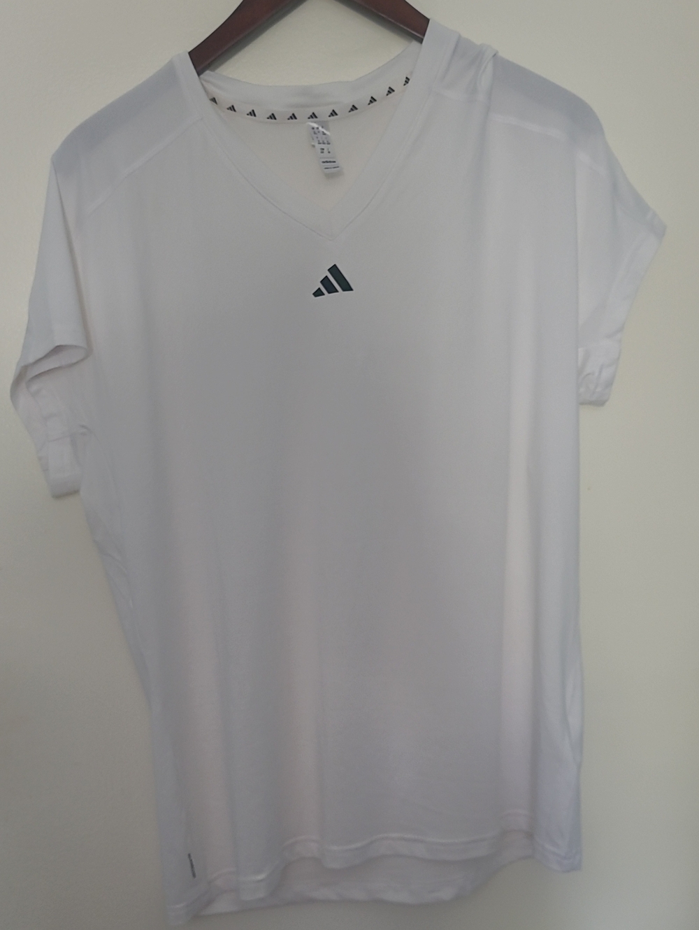 adidas White V-Neck Short Sleeve Athletic Tee - New Without Tags XL But Petite